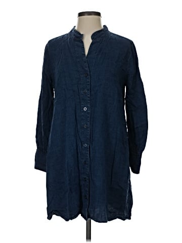 Banana Republic Factory Store Casual Dress (view 1)