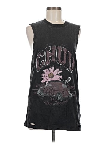 Chuu Sleeveless T-Shirt (view 1)