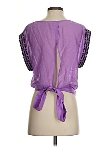 Leifnotes Short Sleeve Top (view 2)