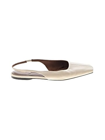 Zara Flats (view 1)