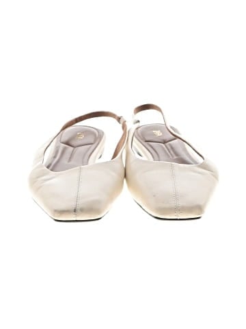 Zara Flats (view 2)