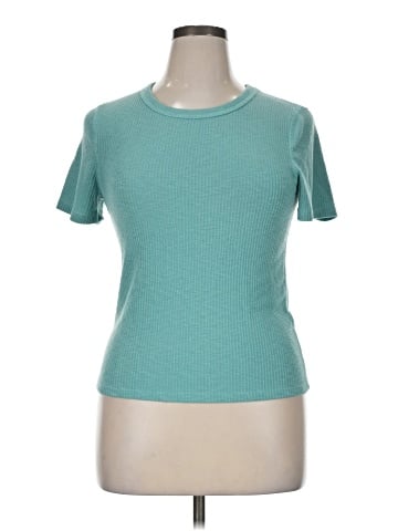 Abercrombie & Fitch Short Sleeve T-Shirt (view 1)