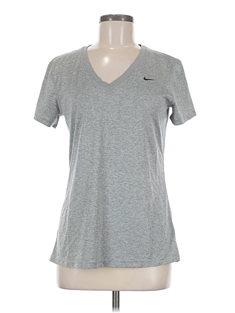 Pre-owned Nike Active T-shirt In Gray