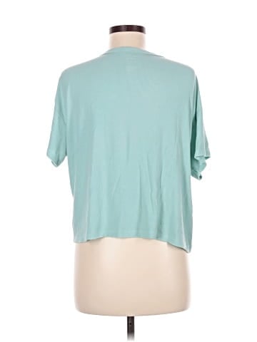 American Eagle Outfitters Short Sleeve T-Shirt (view 2)