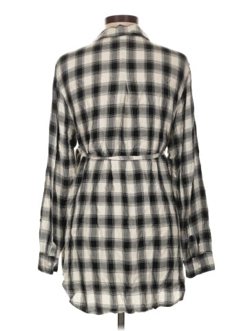 Isabel Maternity 3/4 Sleeve Blouse (view 2)
