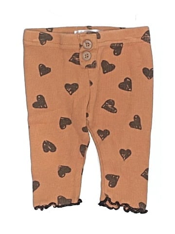Emily and Oliver Khakis (view 1)