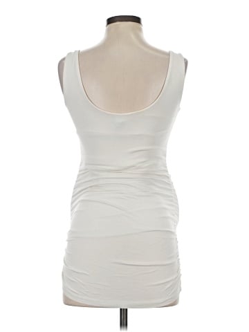 Isabella Oliver Sleeveless Top (view 2)
