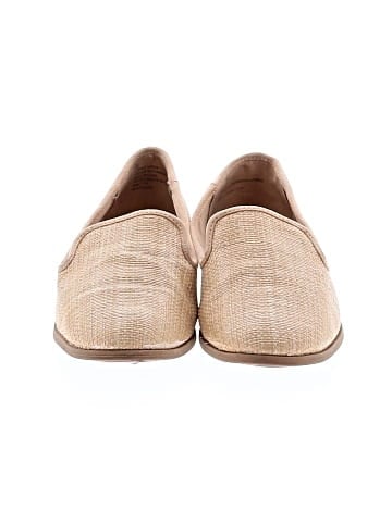 Universal Thread Flats (view 2)