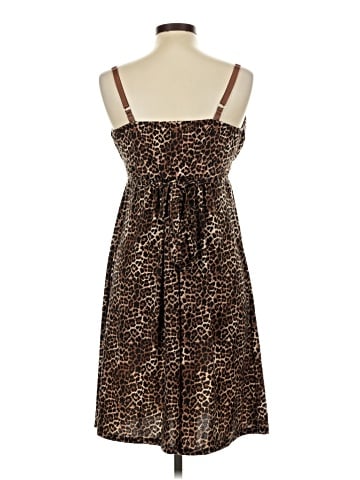 Harlow & Rose Casual Dress (view 2)