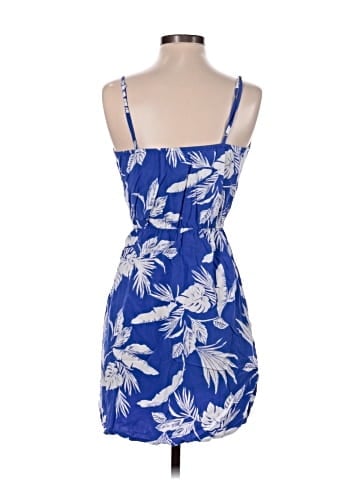 Old Navy Casual Dress (view 2)
