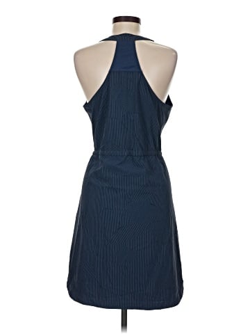 Mountain Hardwear Casual Dress (view 2)