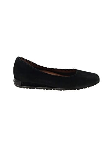 L'Amour Des Pieds Flats (view 1)