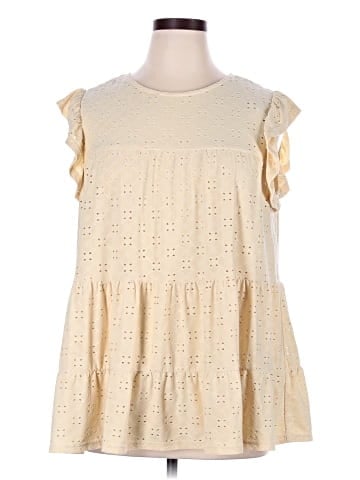A Beautiful Soul Sleeveless Blouse (view 1)