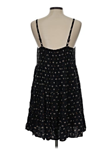 Old Navy Casual Dress (view 2)