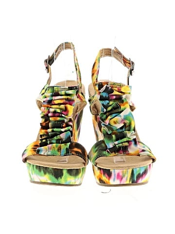 Blowfish Wedges (view 2)