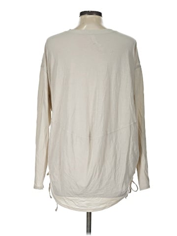 Lululemon Athletica Long Sleeve T-Shirt (view 2)