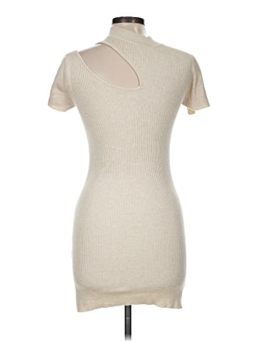 Le Lis Casual Dress (view 2)