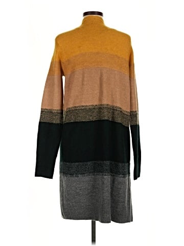 Hem & Thread Cardigan (view 2)
