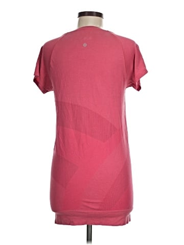 Lululemon Athletica Short Sleeve T-Shirt (view 2)