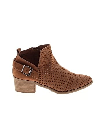 Universal Thread Ankle Boots (view 1)