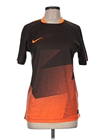 Nike Active T-Shirt (view 1)
