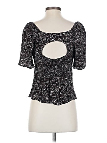 Urban Romantics Short Sleeve Top (view 2)