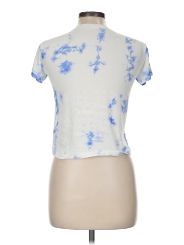 Lululemon Athletica Short Sleeve Turtleneck (view 2)