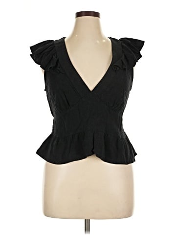 Universal Thread Sleeveless Blouse (view 1)