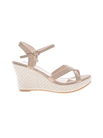Unbranded Wedges (view 1)