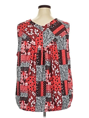Weekend Suzanne Betro Sleeveless Blouse (view 2)