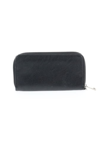 Maurices Wallet (view 2)