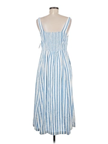Old Navy Casual Dress (view 2)