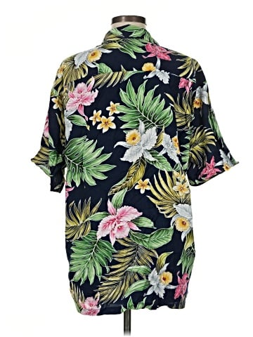 Paradise Bay Short Sleeve Button-Down Shirt (view 2)