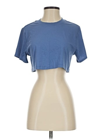 Lululemon Athletica Short Sleeve T-Shirt (view 1)