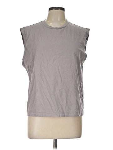 Abercrombie & Fitch Sleeveless T-Shirt (view 1)