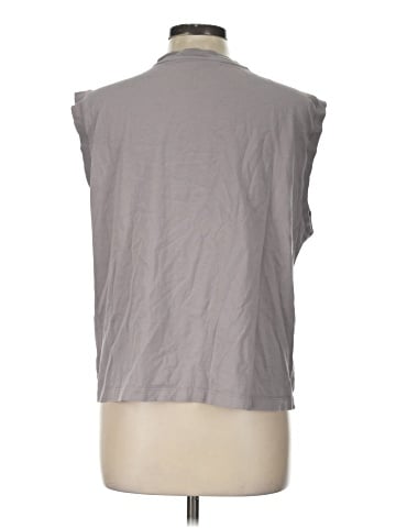 Abercrombie & Fitch Sleeveless T-Shirt (view 2)