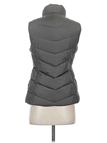 Gap Outlet Vest (view 2)