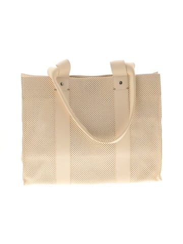 Clare V. Tote (view 1)