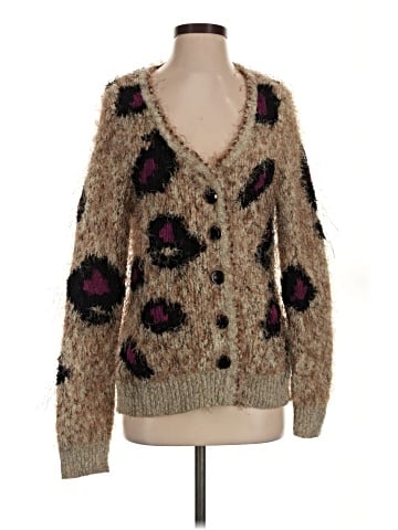 Leifsdottir Cardigan (view 1)