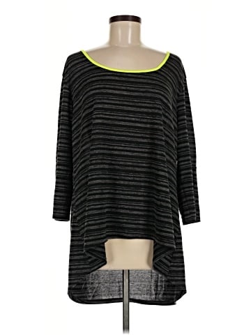 Bobbie Brooks 3/4 Sleeve T-Shirt (view 1)