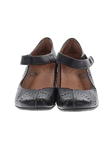Taos Heels (view 2)