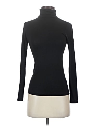 HEATTECH Long Sleeve Top (view 1)