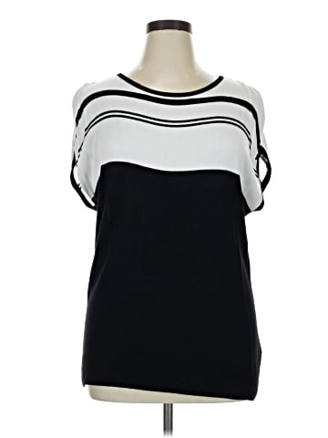 Roz & Ali Sleeveless T-Shirt (view 1)