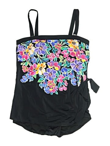Shape Solver Sleeveless Top (view 1)