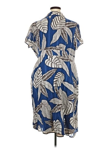 Signature by Robbie Bee Casual Dress (view 2)