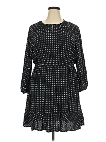 Old Navy Casual Dress (view 1)