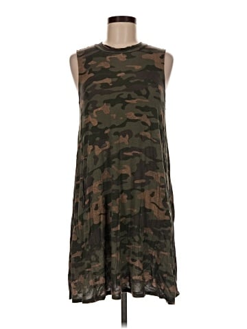 Mud Pie Casual Dress (view 1)