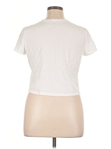 Universal Thread Short Sleeve T-Shirt (view 2)