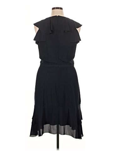 Banana Republic Cocktail Dress (view 2)
