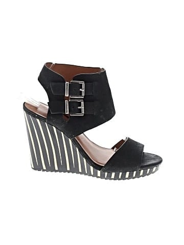 Arturo Chiang Wedges (view 1)